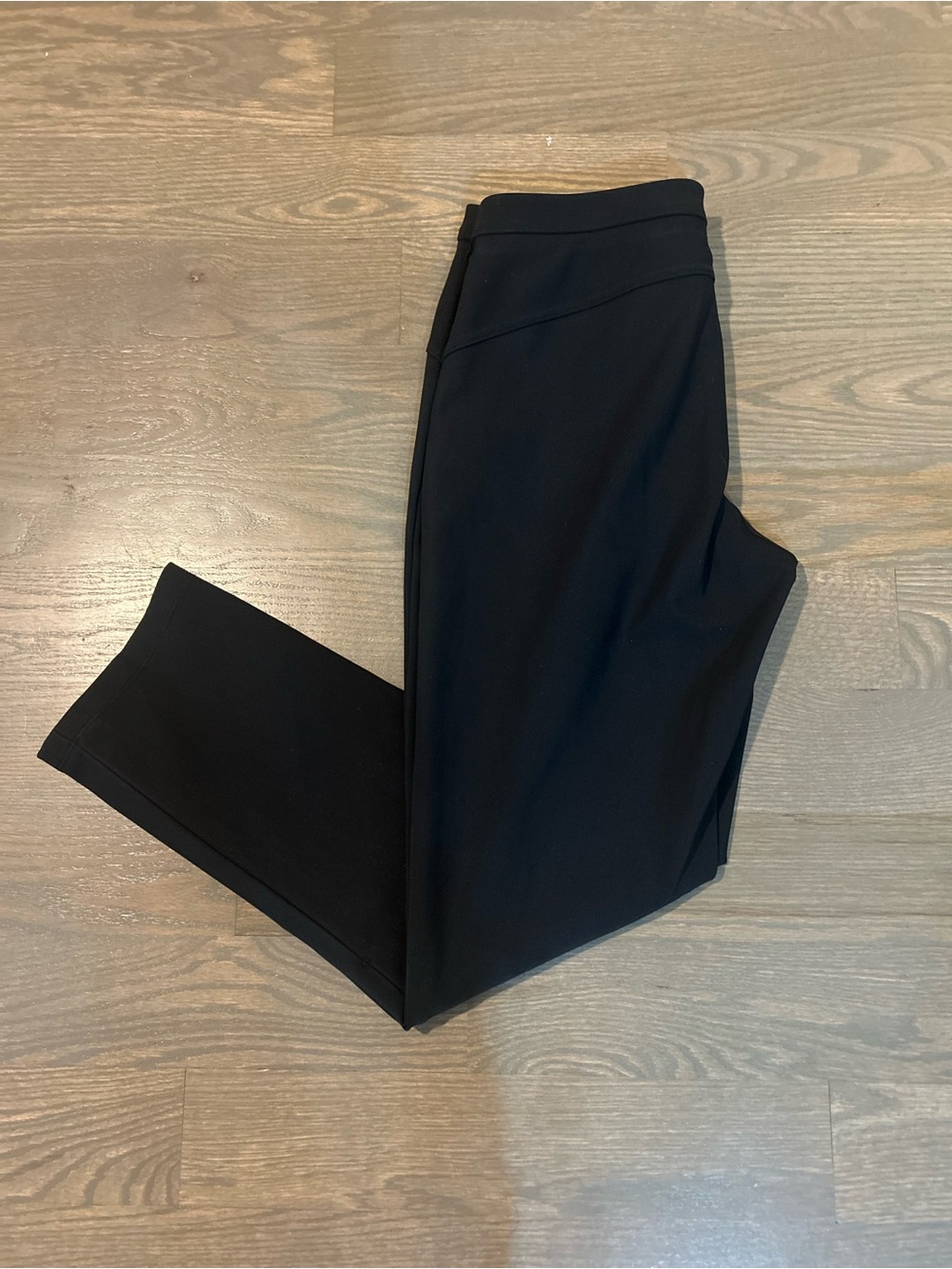 Lululemon On The Move Pants size 6